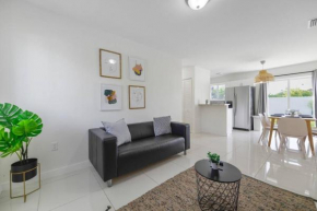Fantastic Brand New Duplex 3 Bedrooms/2 bathrooms